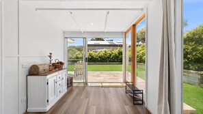 Interior - Lonsdale By The Sea in Point Lonsdale (Point Lonsdale)