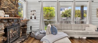 Coastal Bliss Awaits – Beachside Holiday Escape in Old Point Lonsdale