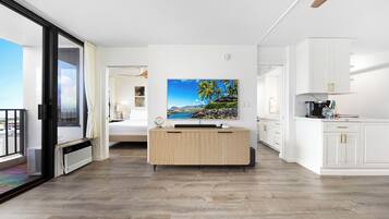 1 habitación, tabla de planchar con plancha, wifi gratis y ropa de cama