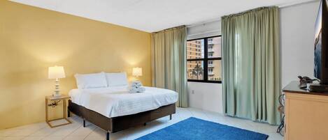 2 bedrooms, iron/ironing board, travel cot, WiFi