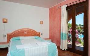1 habitación y muebles diferentes 