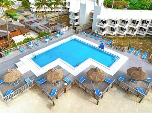 A heated pool - Coastal Studio Getaway – Second Floor with Partial Water Views (Islamorada)