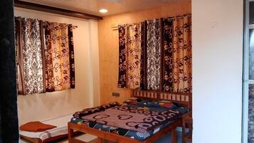 Deluxe Room | Free WiFi