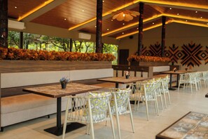Restaurant - Tiki Farms (Karjat)