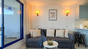 Apartment | Living area