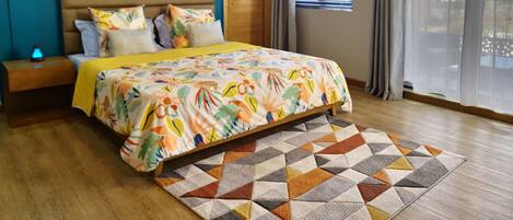 1 soveværelse, pengeskab på værelset, strygejern/strygebræt, weekendseng