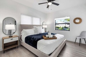 4 bedrooms, iron/ironing board, travel cot, WiFi - Heated Pool Home Close to Beach | Pool Table (Pompano Beach)