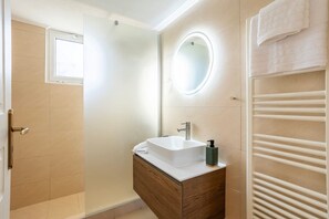 2 bedrooms, Internet - Aelia Guesthouse - Olive Grove Retreat (Messini)