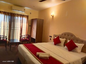 Chambre Double Deluxe | Espace de travail pour ordinateur portable, Wi-Fi gratuit