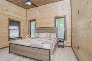 2 sovrum, internet och sängkläder