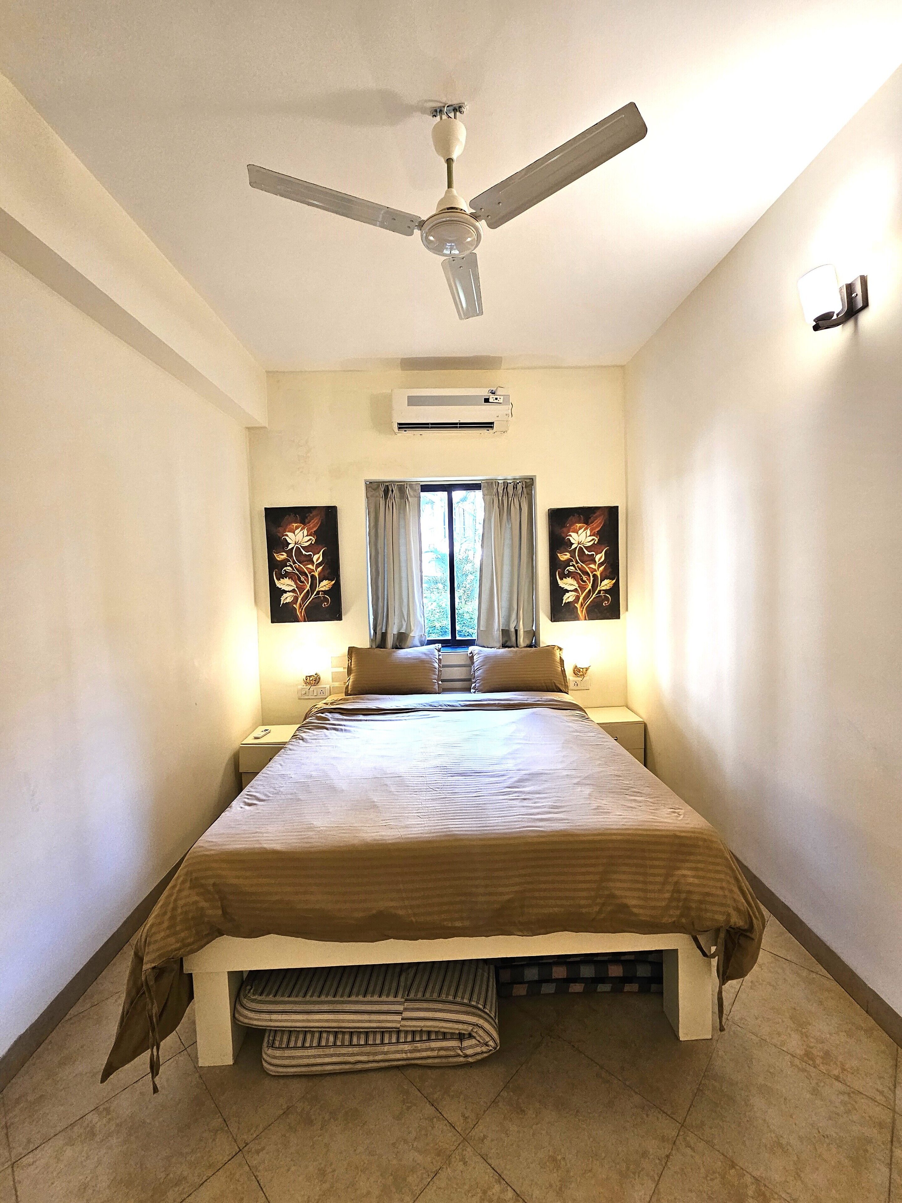 2 bedrooms, WiFi, bed sheets