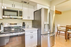 House (4 Bedrooms) | Interior - Hike, Golf & Explore: Large Phoenix Home w/ Grill (Phoenix)