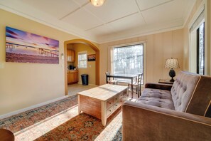 Interior - Spa & Beach Access: Resort Condo in Tahoe Vista! (Tahoe Vista)