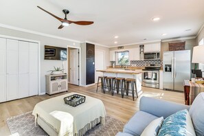 Apartment (3 Bedrooms) | Front of property - 3 Blocks to Beach Access: Coastal Carolina Apt (Kure Beach)