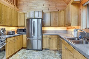 House (1 Bedroom) | Interior