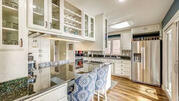 Rumah (4 Bedrooms) | Interior