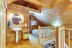 House (1 Bedroom) | Interior