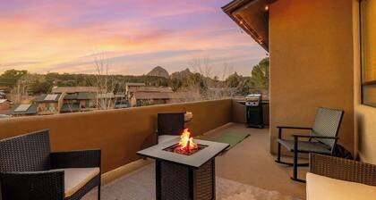 Walk-to-Uptown Home with Red Rock Views