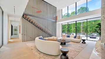 House | 7 bedrooms, Internet