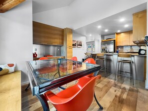 Dining - Historic Charm Meets Modern Comfort in the Heart of Park City (Park City)