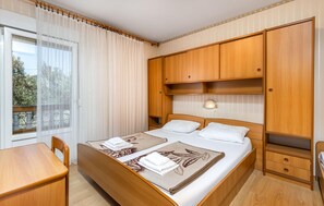 1 chambre, Wi-Fi gratuit, draps fournis