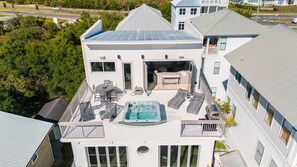 House, 6 Bedrooms | Outdoor dining - Ocean Breeze 5 Bedroom Home (Panama City Beach)