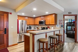 Condo, 2 Bedrooms | Private kitchen | Fridge, oven, coffee/tea maker, toaster - 2201 - Two Bedroom Standard Eagle Springs East 2 Condo (Solitude)