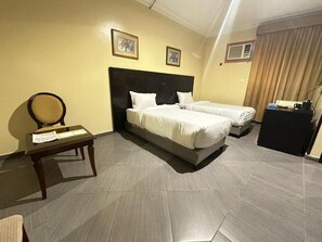 Habitación triple | Wifi gratis y ropa de cama