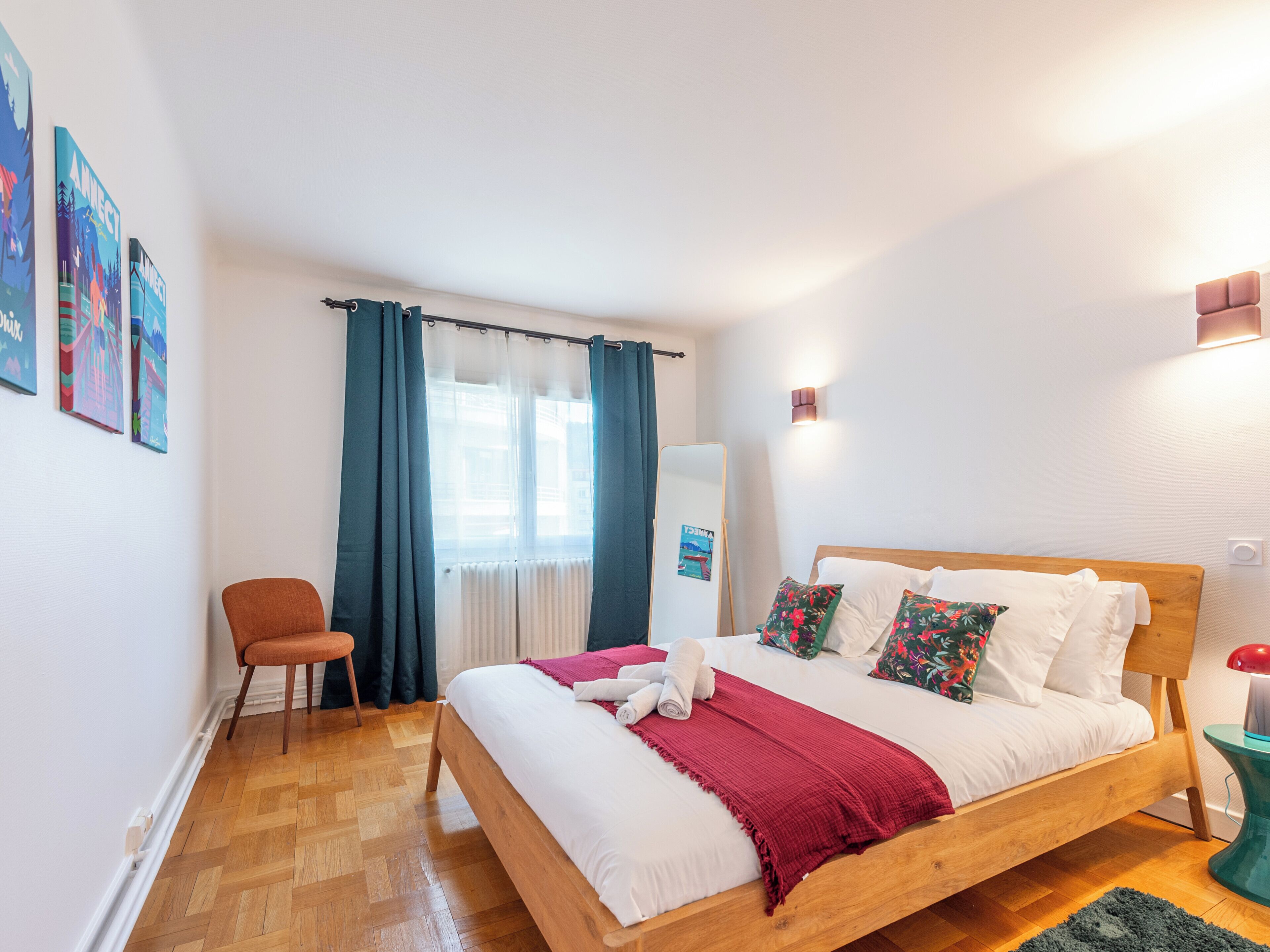 2 間睡房、熨斗/熨衫板、Wi-Fi、床單