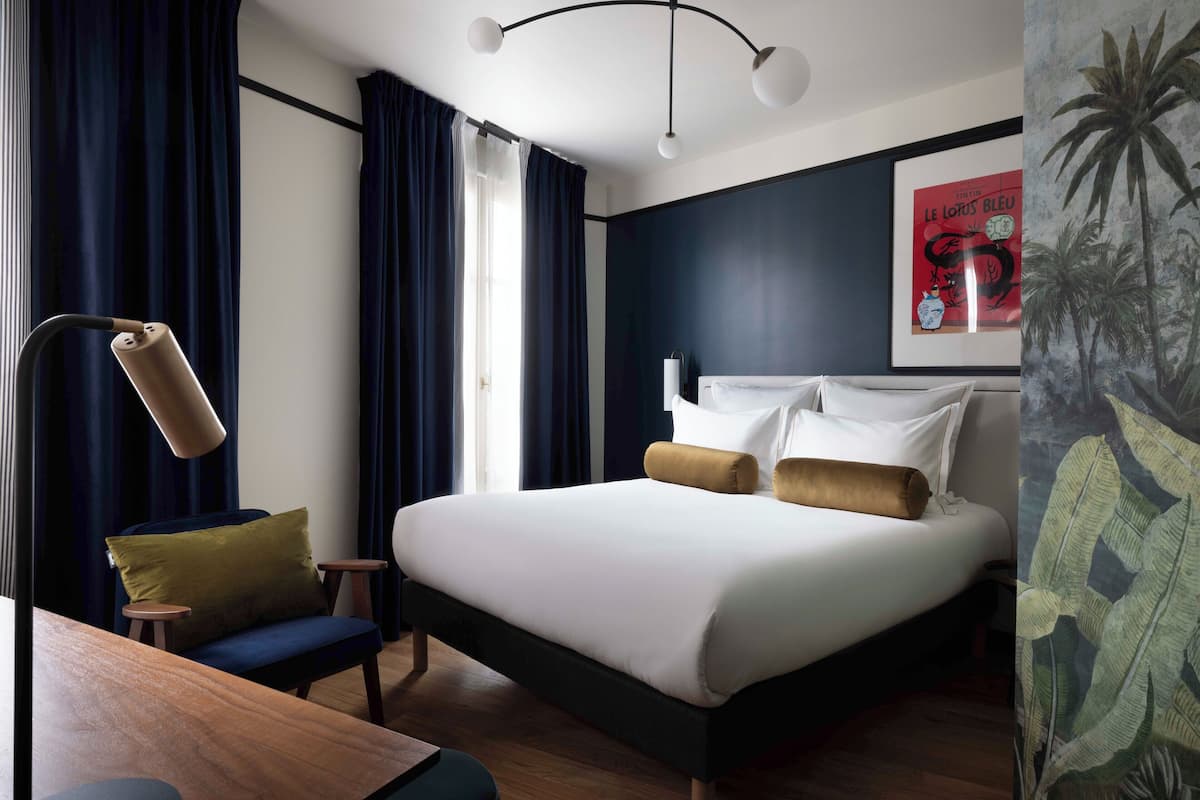 In-room safe, blackout curtains, soundproofing, iron/ironing board