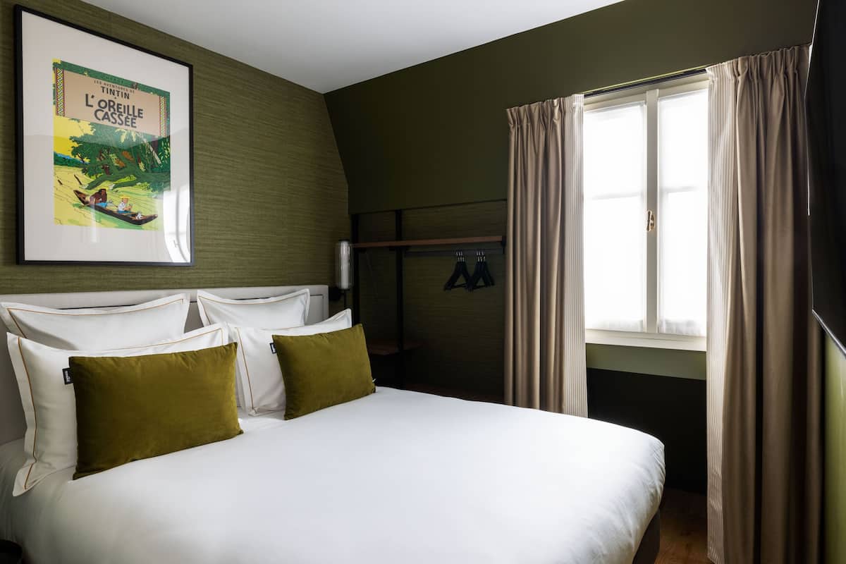 In-room safe, blackout curtains, soundproofing, iron/ironing board