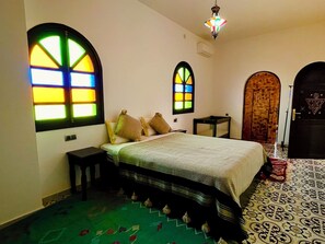 5 bedrooms
