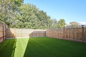  المنطقة المحيطة بالمنشأة