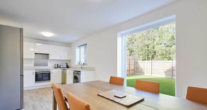 Host & Stay | Aronora Guest House