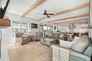 Smart TV, ping pong - Touch of Gray: Inlet Escape w/ Marsh Views & Private Pool (Murrells Inlet)