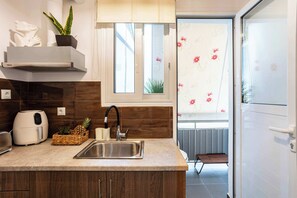 Interior - Elena's Cozy & Central Nest (Kalamata)