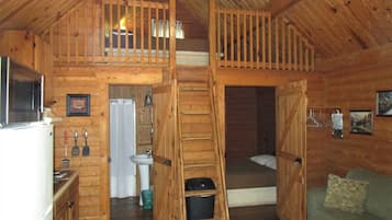Classic Cabin, Resort View | Individually decorated, individually furnished, free WiFi, bed sheets