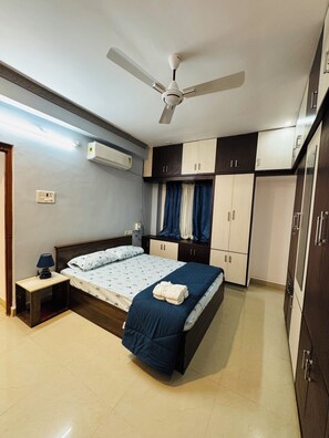 2 bedrooms, free WiFi, bed sheets - Cozy 2-bedroom apartment with AC, WiFi in nice Tirupati (Tirupati)