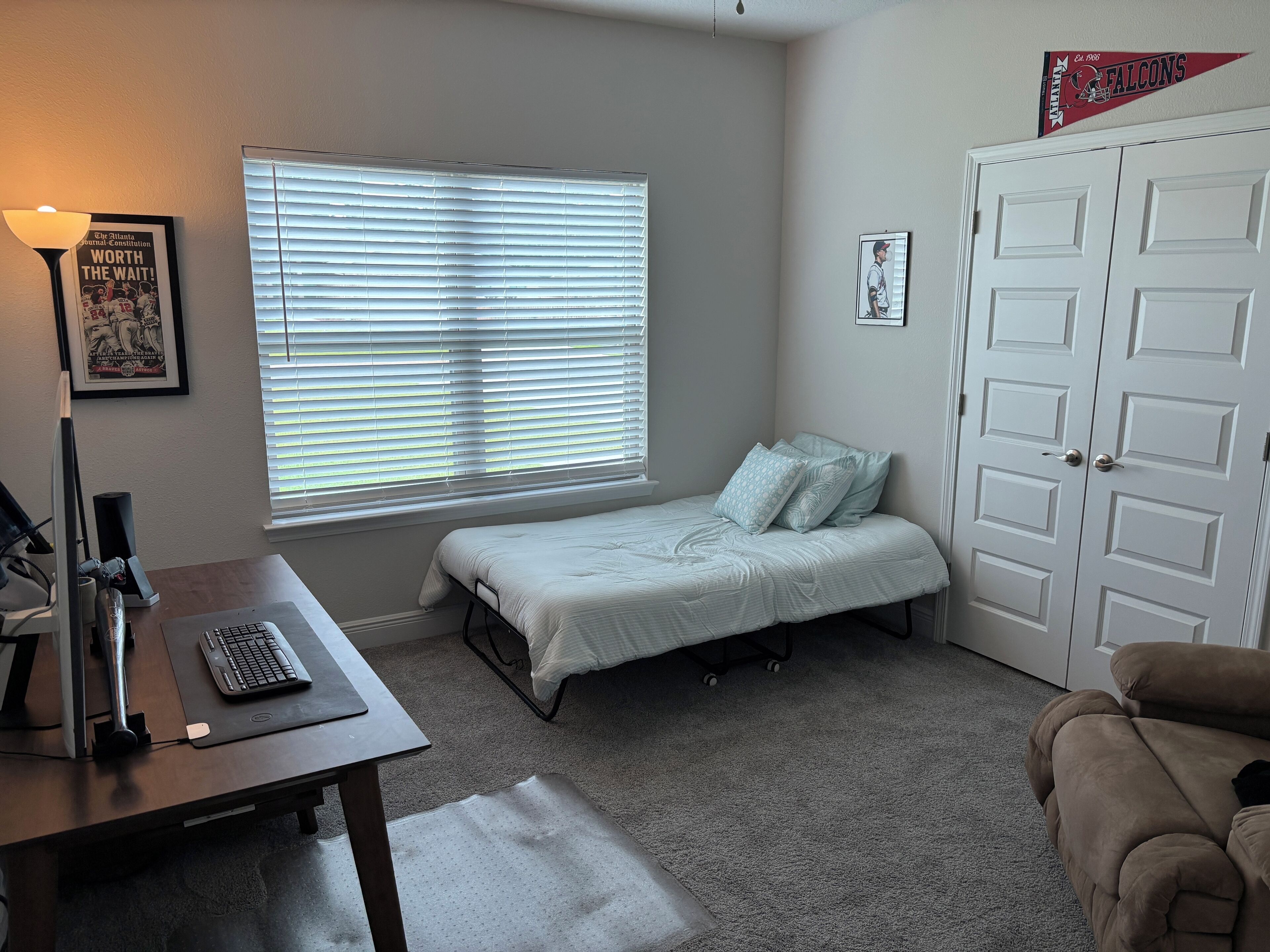 4 soverom, skrivebord, strykejern/-brett og wi-fi (inkludert)