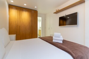 Apartment, Smoking | 2 bedrooms - Comfort in Leblon 10 Minutes From the Beach Bm802 (Rio de Janeiro)