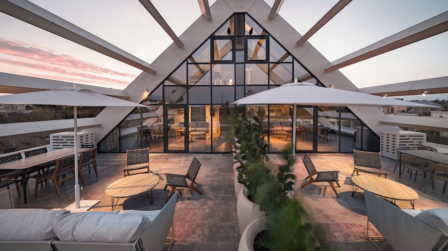 Phoenix Aparthotel