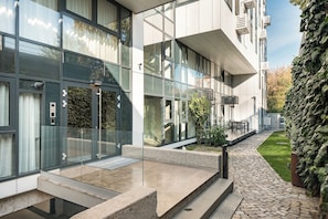 Exterior - Phoenix Aparthotel (Galati)