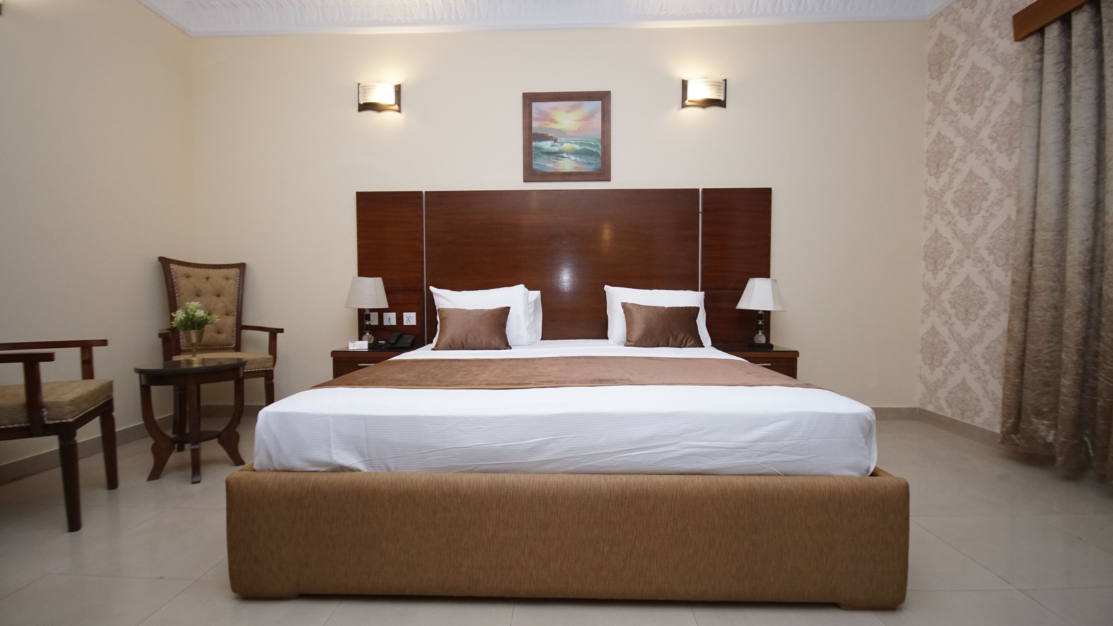 1 slaapkamer, een strijkplank/strijkijzer, wifi, beddengoed