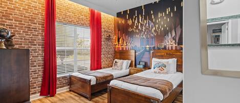 5 bedrooms, iron/ironing board, free WiFi, bed sheets