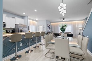 Dining - Family-Friendly 5BD/4BA Townhome with Grill & Pool (Kissimmee)