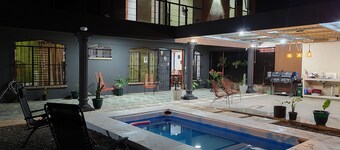 Casa Nova Quepos, only 9 km from Manuel Antonio beach Costa Rica. 