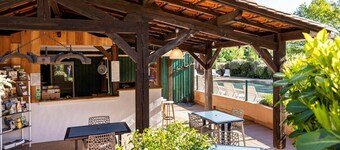 Rossignol, wooden cottage in the Hameau des Laurières