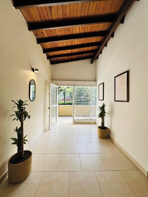 Interior - Boutique House La 70 - 6BR and Jacuzzi (Medellín)