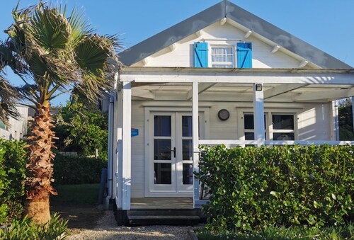 4-person chalet overlooking the Mer d'Iroise, beaches 150 m away  