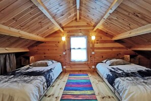 2 makuuhuonetta, silitysrauta/-lauta, Wi-Fi, vuodevaatteet